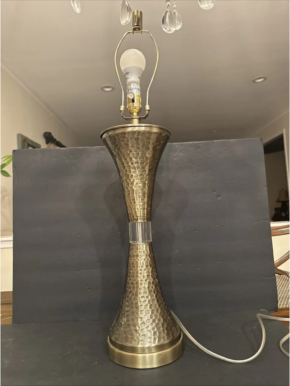 Vintage Honeycomb Hammered Gold Metal  Table Lamp W Lucite Accent 31” T By 7” W